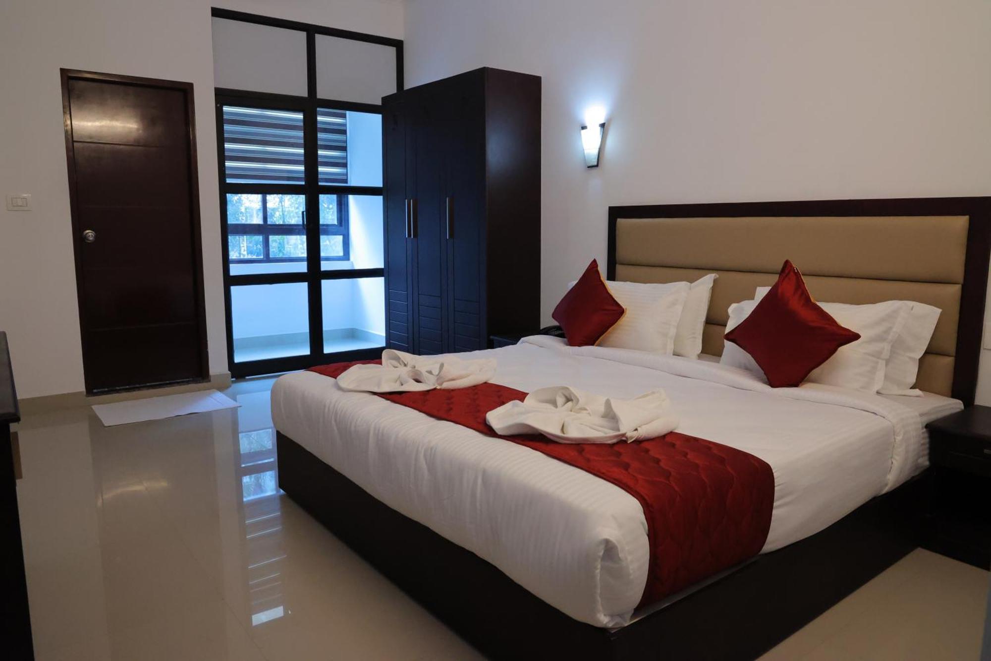 Spring Valley Resort Thekkady Extérieur photo