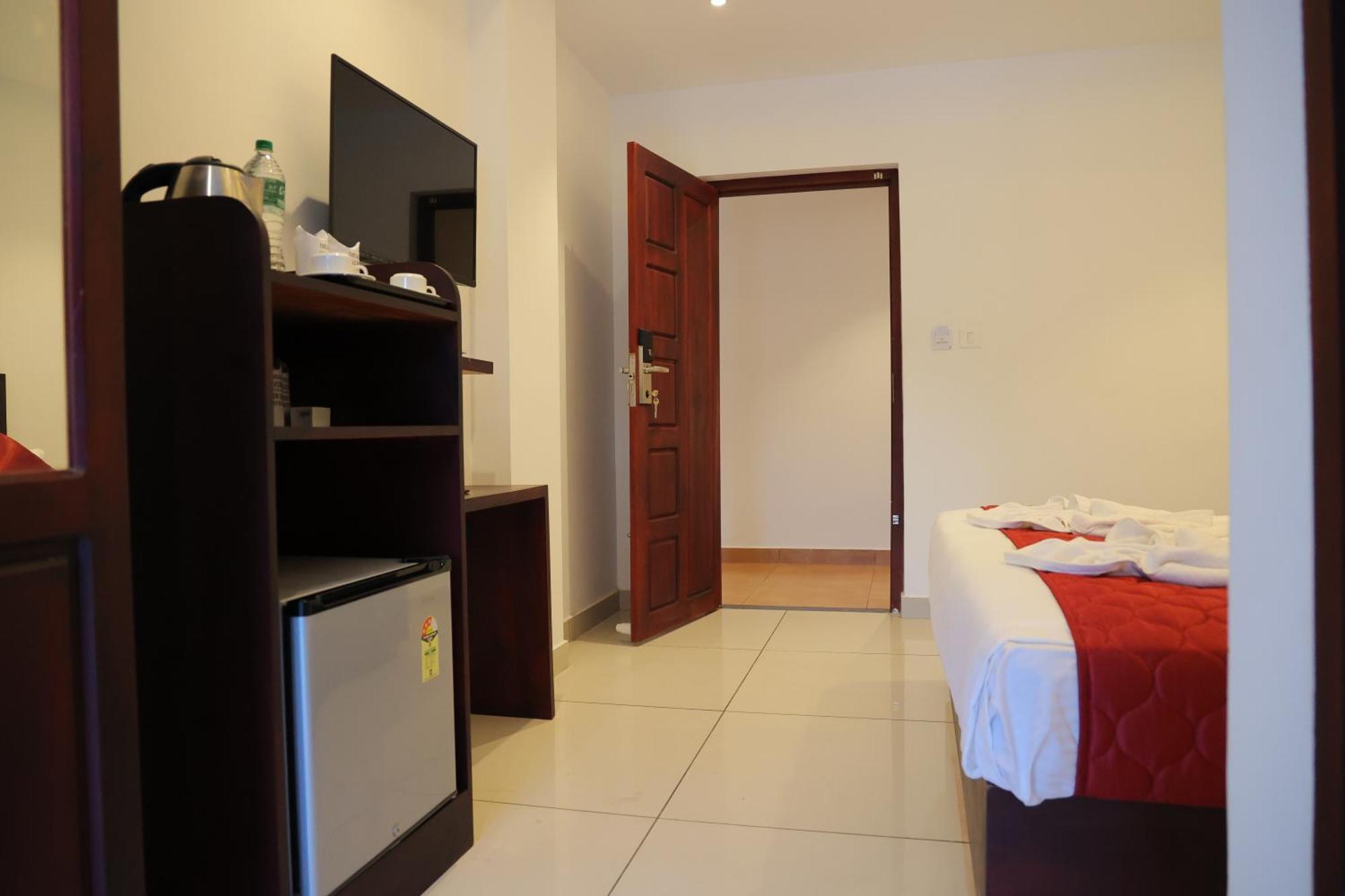Spring Valley Resort Thekkady Extérieur photo