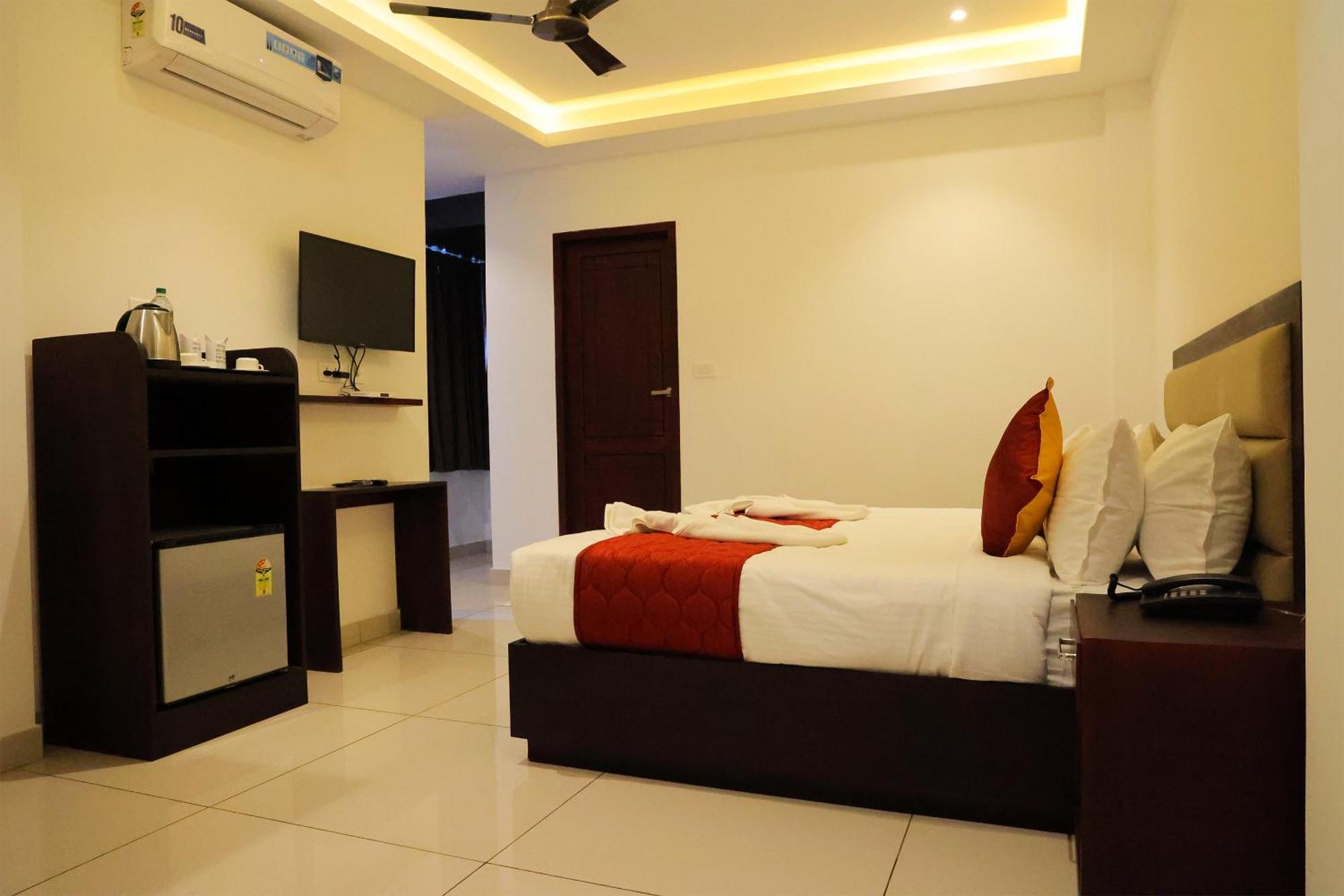 Spring Valley Resort Thekkady Extérieur photo