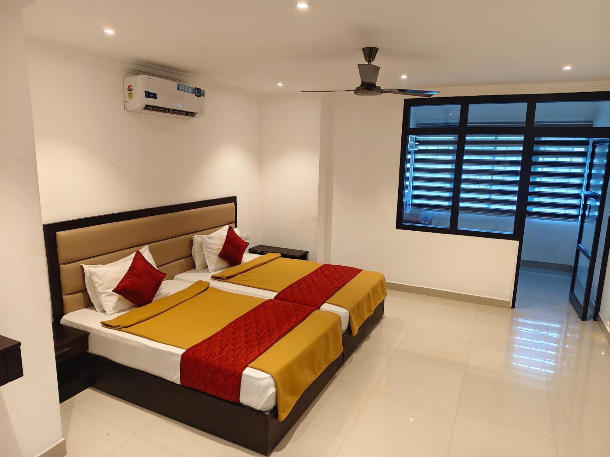 Spring Valley Resort Thekkady Extérieur photo
