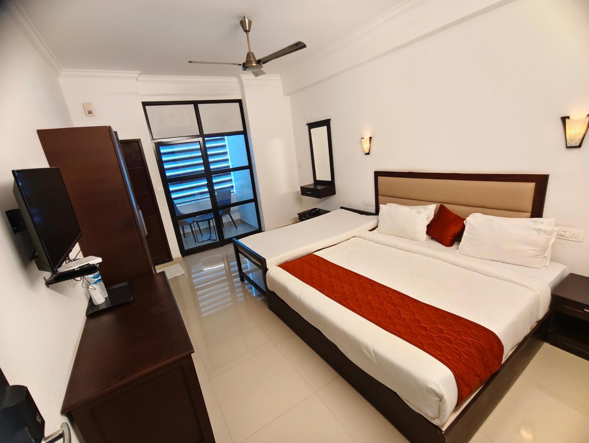 Spring Valley Resort Thekkady Extérieur photo