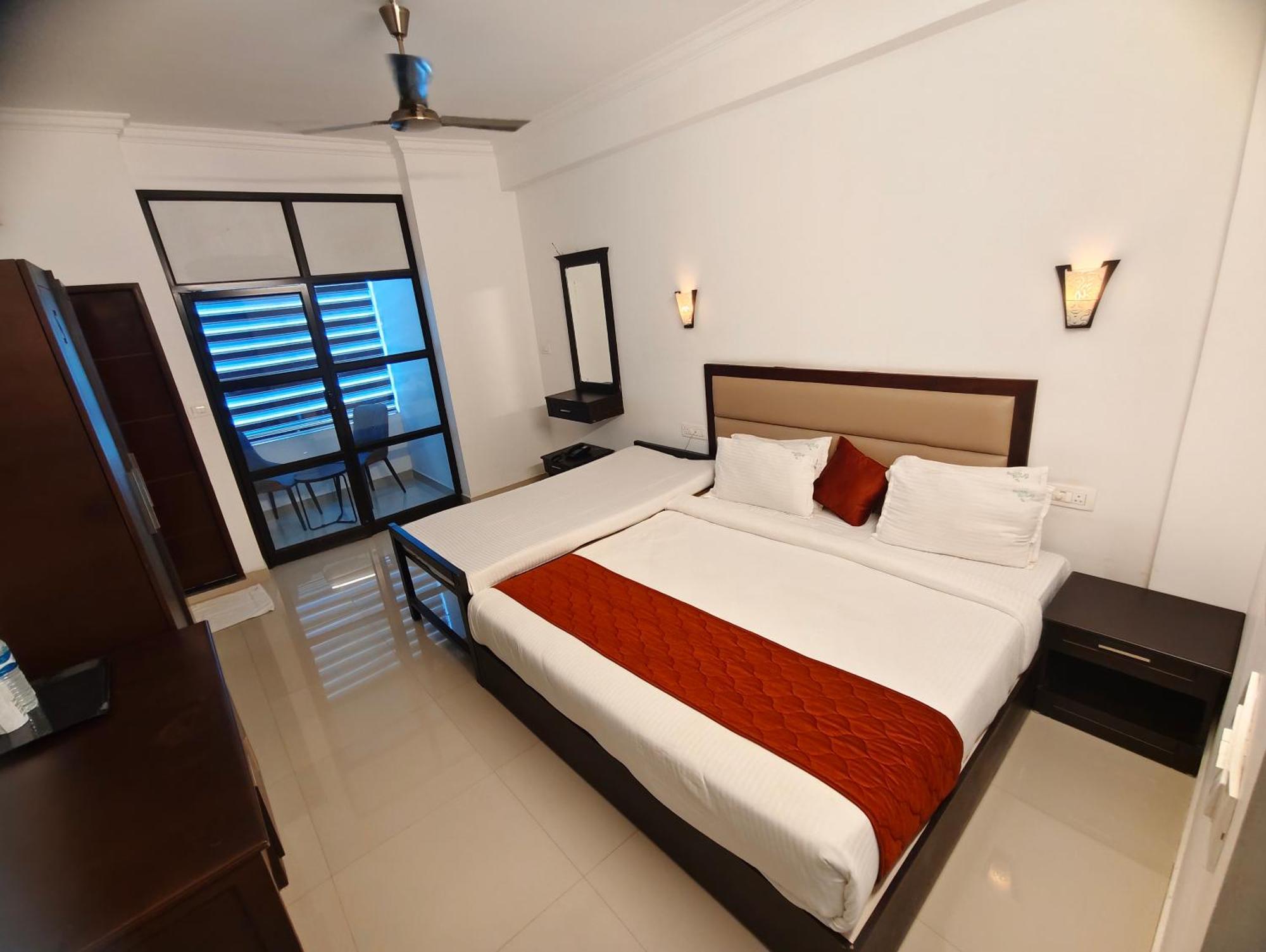 Spring Valley Resort Thekkady Extérieur photo