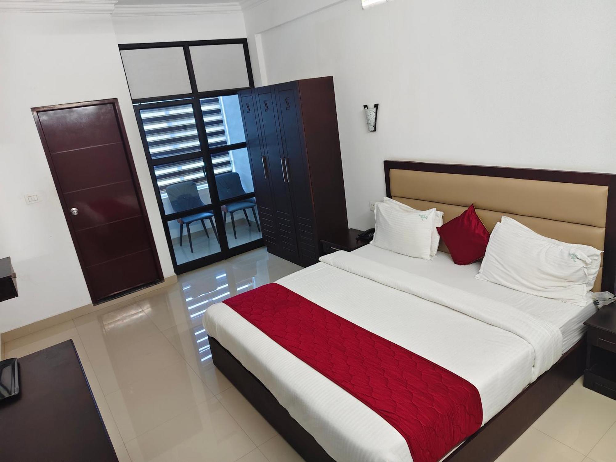 Spring Valley Resort Thekkady Extérieur photo