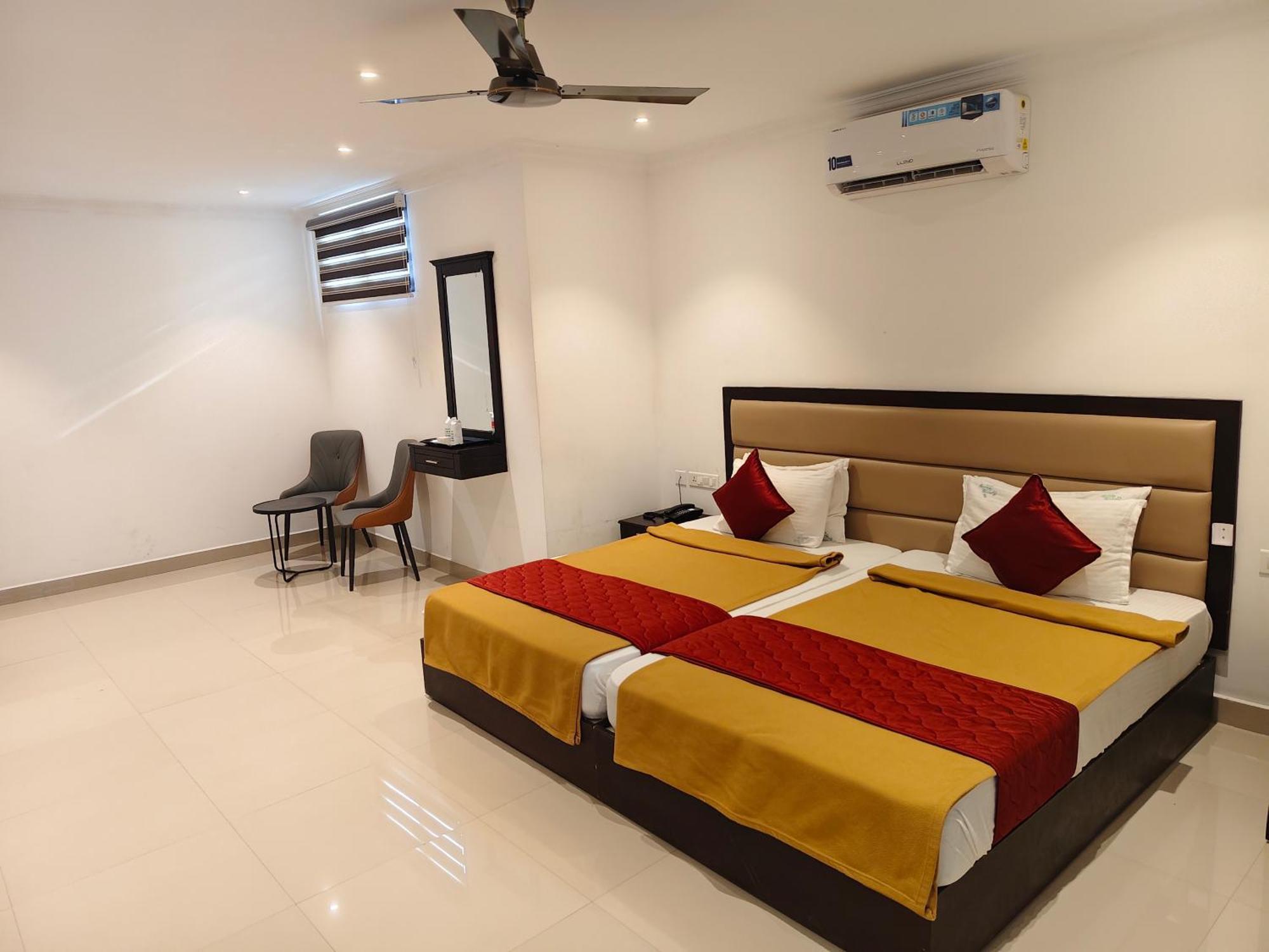 Spring Valley Resort Thekkady Extérieur photo